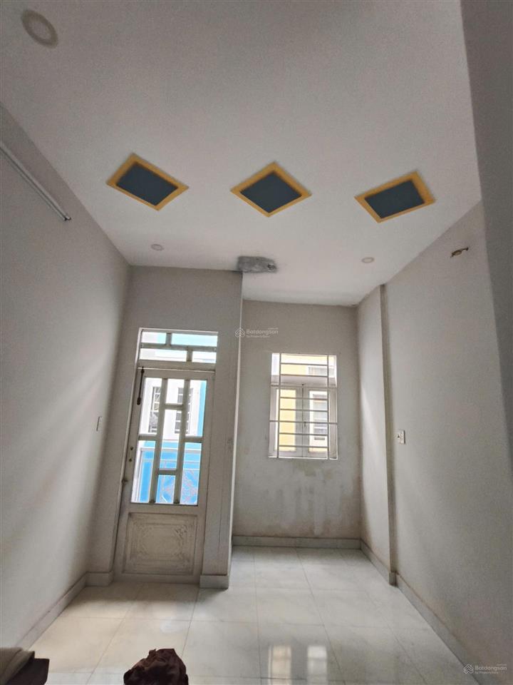 Chủ gửi bán nhà hóc môn shr 395 triệu3x7m 2 phòng ngủ, gần chợ, nước máy, có hỗ trợ vay và góp 0%