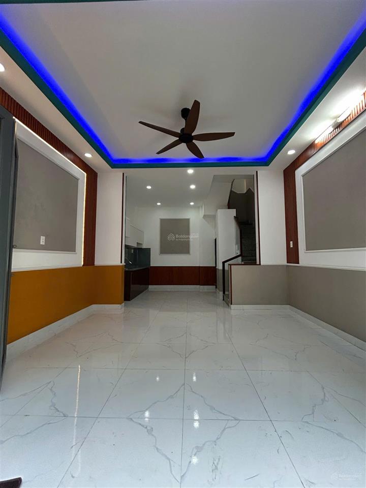 Chủ gửi bán nhà hóc môn shr 695 triệu4x9m 2 phòng ngủ, gần chợ, nước máy, có hỗ trợ vay và góp 0%