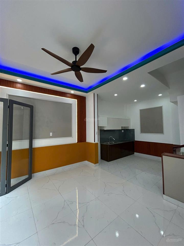 Chủ gửi bán nhà hóc môn shr 695 triệu4x9m 2 phòng ngủ, gần chợ, nước máy, có hỗ trợ vay và góp 0%