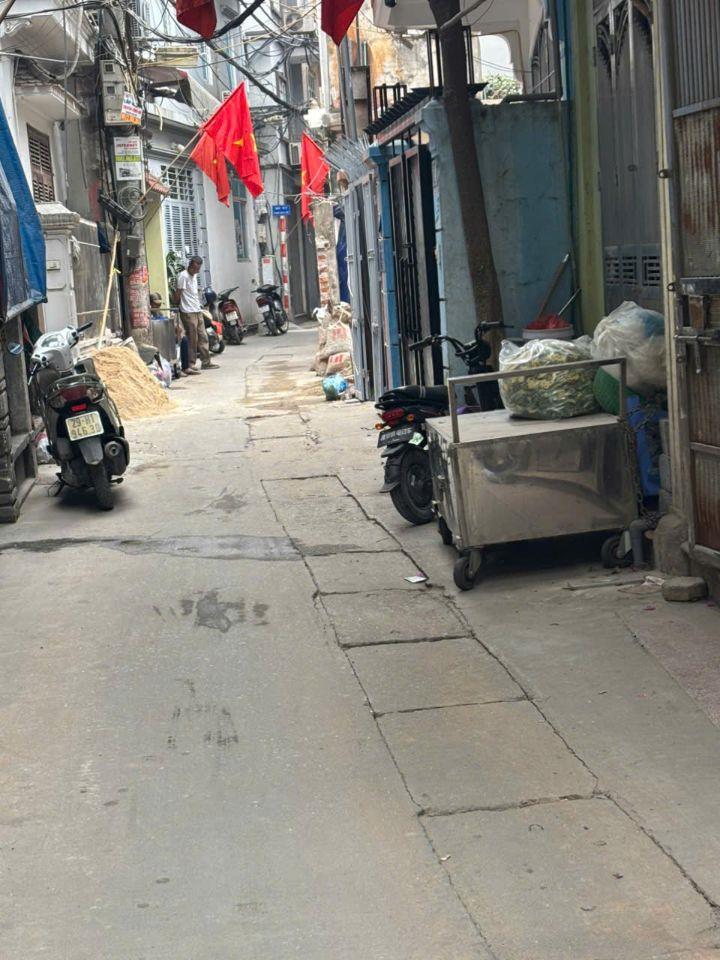 CHÍNH CHỦ BÁN NHÀ 3 TẦNG NGÕ 172 ĐẠI TỪ 