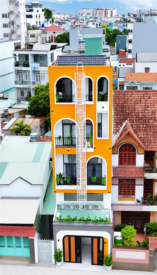Ngay quang trung, phan huy ích, dt 80m2, 15,2 tỷ