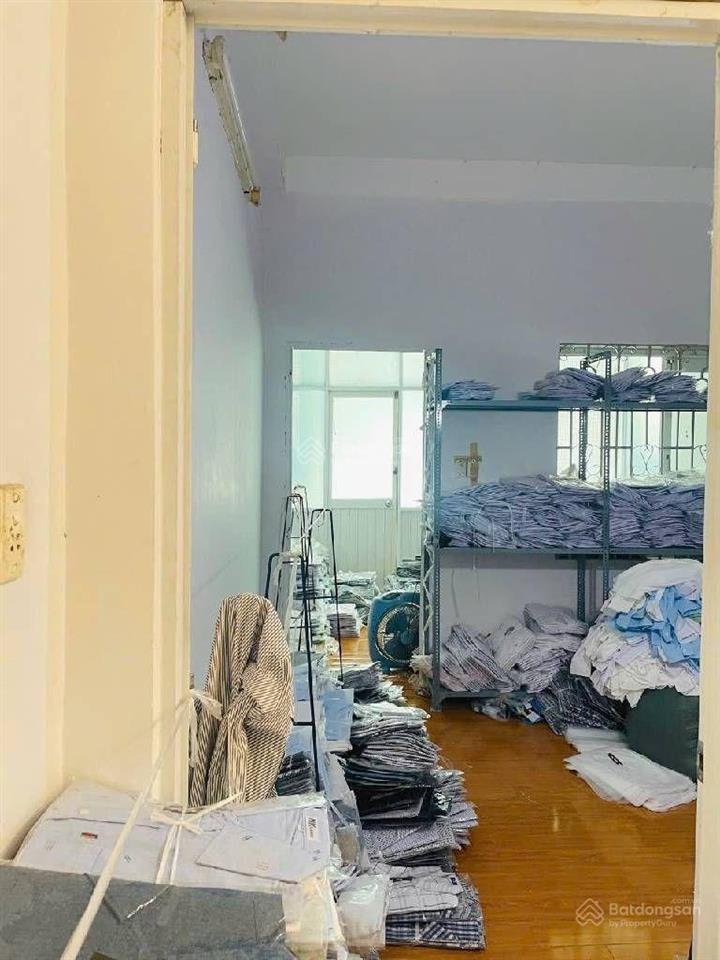 26415.laclongquan.1052
nhỉnh 7,39 tỷ sở hữu nhà đẹp 4 tầng trên 59,4 m2 đất nở hậu tài lộc, tân bìn