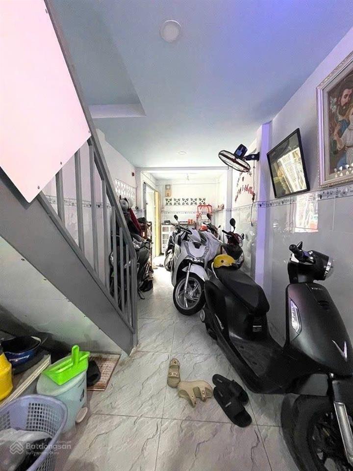 Nhỉnh 6,72 tỷ sở hữu nhà 3 tầng trên 55 m2 đất nở hậu bình thạnh, bạch đằng