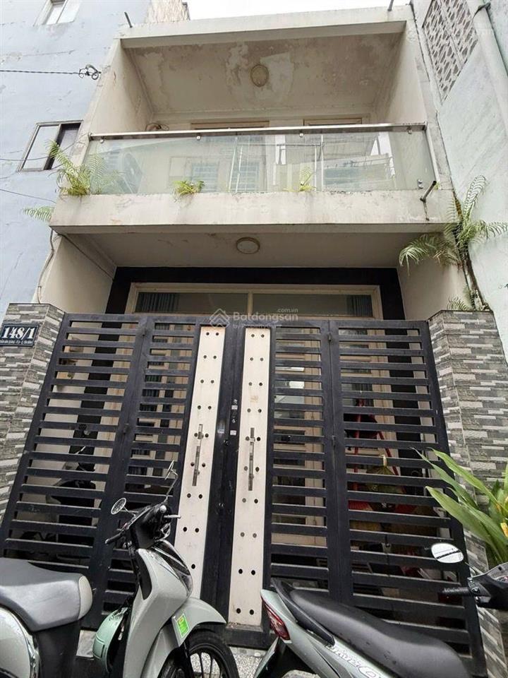 Nhỉnh 5,68 tỷ sở hữu nhà 2 tầng trên 42,8 m2 đất nở hậu trung tâm tân bình