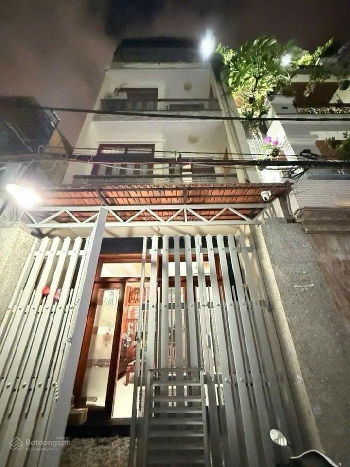 165.duytan.54
nhỉnh 9.68 tỷ sở hữu nhà đẹp 4 tầng trên 66,7 m2 đất ngang 5 m tân bình, duy tân