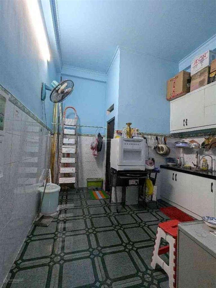 156.truongchin.86
nhỉnh 6,39 tỷ sở hữu nhà đẹp 3 tầng 43,9 m², trung tâm tân bình, trường chinh