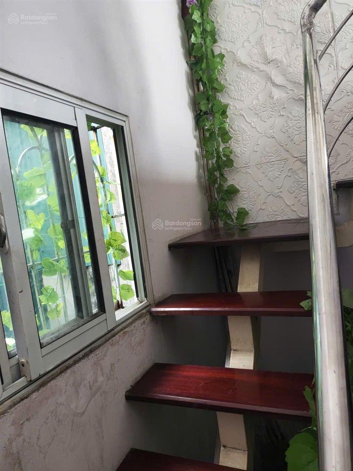 Cho thuê căn hộ 76m2, t5 chung cư hoàng ngọc phách, láng hạ, đống đa, hà nội