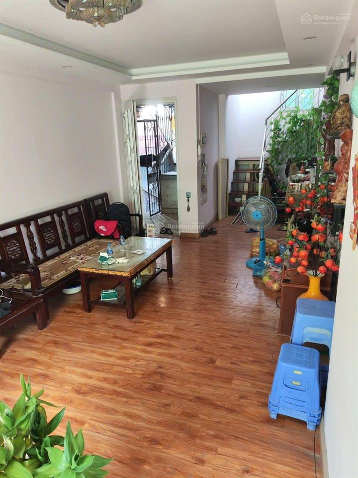 Cho thuê căn hộ 76m2, t5 chung cư hoàng ngọc phách, láng hạ, đống đa, hà nội