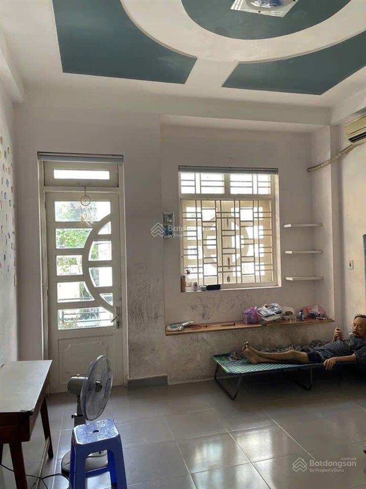 8.6 tỷ sở hữu nhà 3 tầng trên dt 65,7m2 tân bình, gần đất thánh, lý thường kiệt, cư xá bắc hải