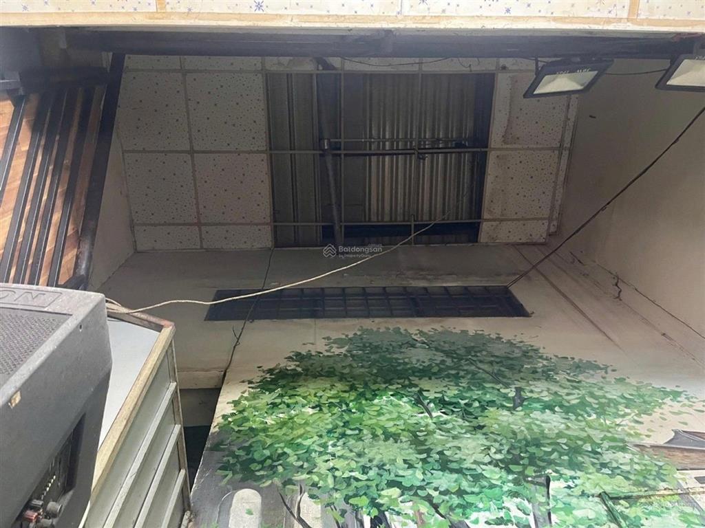 198.sonhuong
nhà mặt tiền khu chợ bà hoa, tân bình gần trường chinh, bảy hiền, 2 tầng trên 65,7 m2