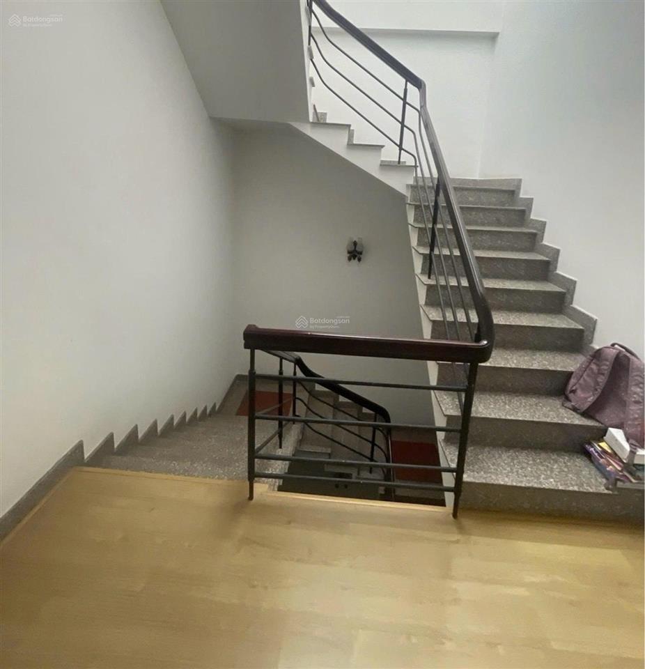 299.trường chinh.449
 nhà đẹp 4 tầng trên 72,8 m2, hình đất đẹp, tân bình, gần trường công định