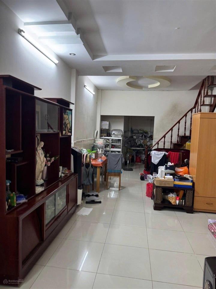 249.buithemy.23
6,68 tỷ sở hữu nhà đẹp 2 tầng 69,4 m2 tân bình, gần âu cơ, lạc long quân