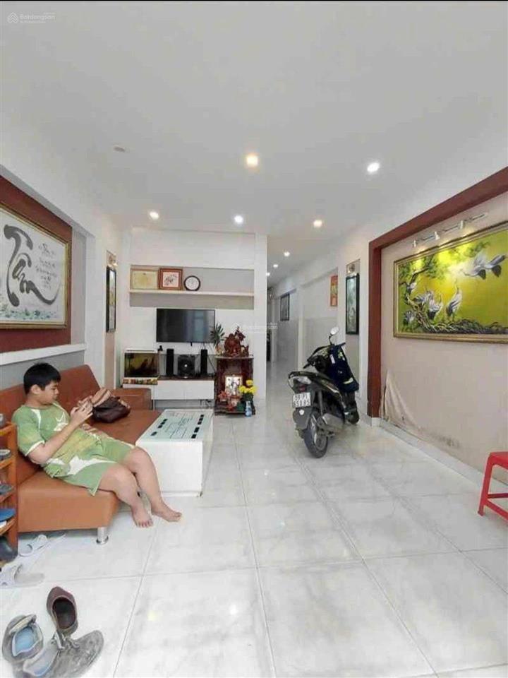 310.nguyenbatong.mp
 nhà đẹp 2 tầng trên 84,9 m2 mặt tiền phố tân bình, gần trường chinh, bầu cát