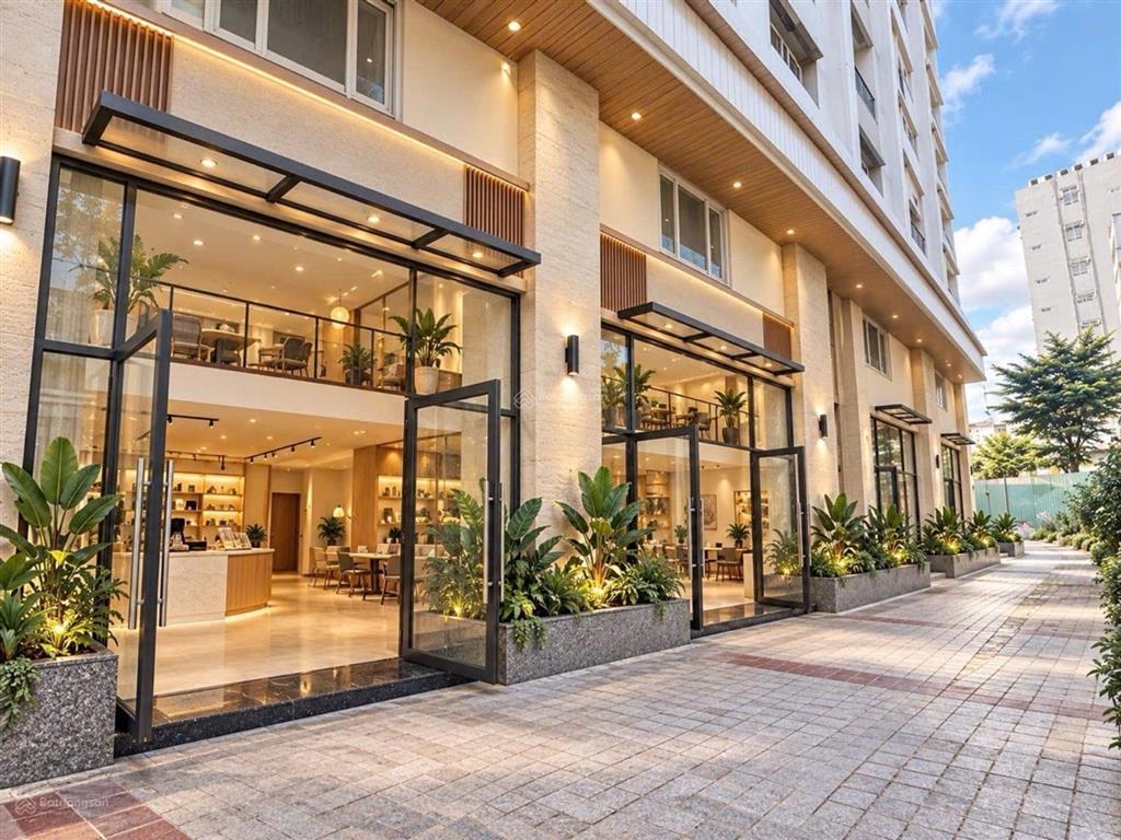 2110.hoangbatdat.33 nhà đẹp 2 tầng, diện tích sử dụng 84m2, tân bình, gần trường chinh, tân sơn