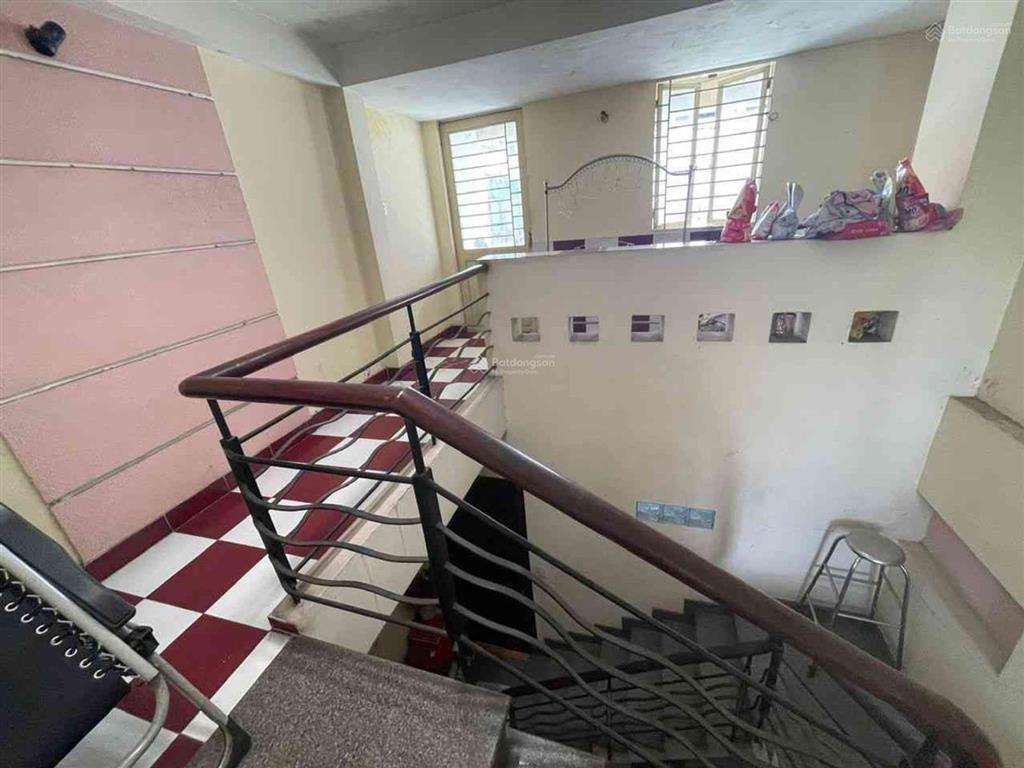 2810.nguyenmimhhoang.mp
 nhà đẹp 4 tầng trên 59,4 m2 mặt tiền phố tân bình, khu k300 gần cộng hòa