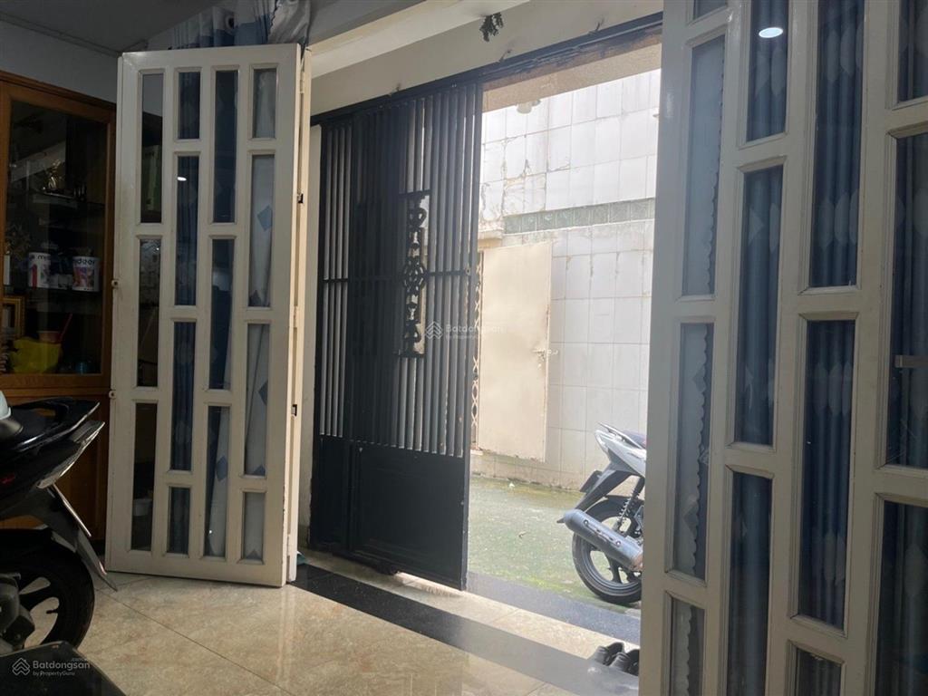 3010.truongchinh.449
 nhà đẹp 3 tầng trên 70,6 m2 tân bình, gần trường chinh, âu cơ, ba vân.