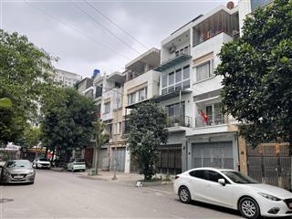 Cần tiền trả nợ bán gấp nhà lk kđt văn phú, hà đông, 70m2, 5tầng, dãy đẹp, đường vỉa hè rộng, kd