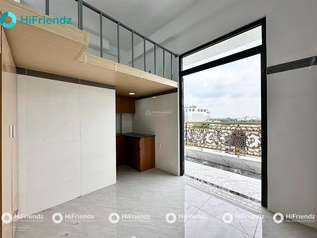 Cho thuê căn hộ duplex đi bộ qua đh văn lang ban công full nội thất