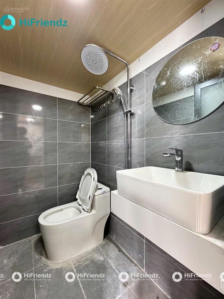 Cho thuê căn hộ duplex đi bộ qua đh văn lang ban công full nội thất