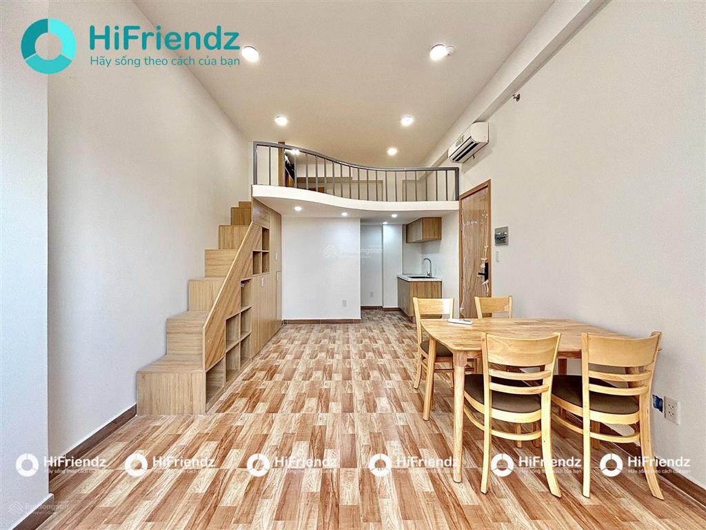 Khai trương duplex ban công siêu rộng gần cđ fpt