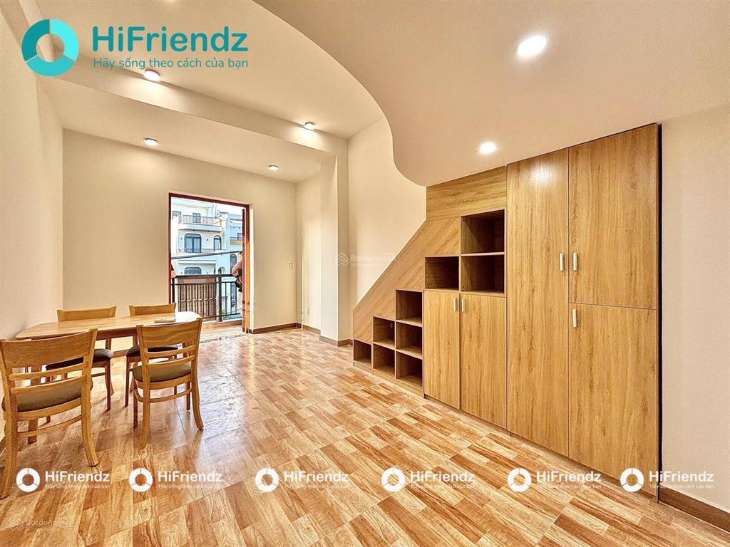 Khai trương duplex ban công siêu rộng gần cđ fpt