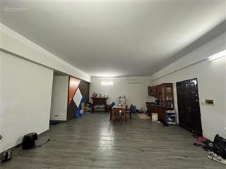 Cần cho thuê căn cc 3 phòng ngủ 2 vệ sinh