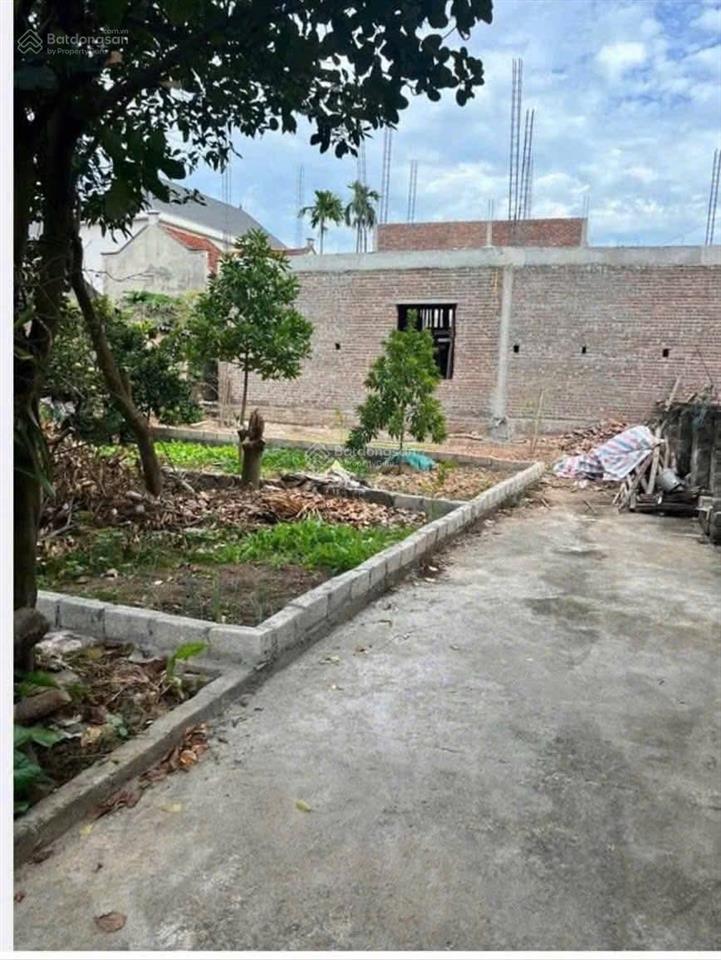 Chủ cần tiền bán nhanh lô đất 42m giá rẻ nhất khu vực