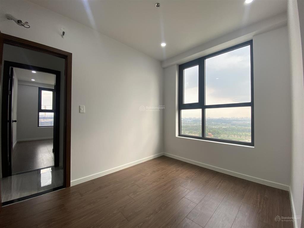 Căn góc tháp sapphire  bcons city  sẵn 2 máy lạnh  giá 7.5tr/tháng