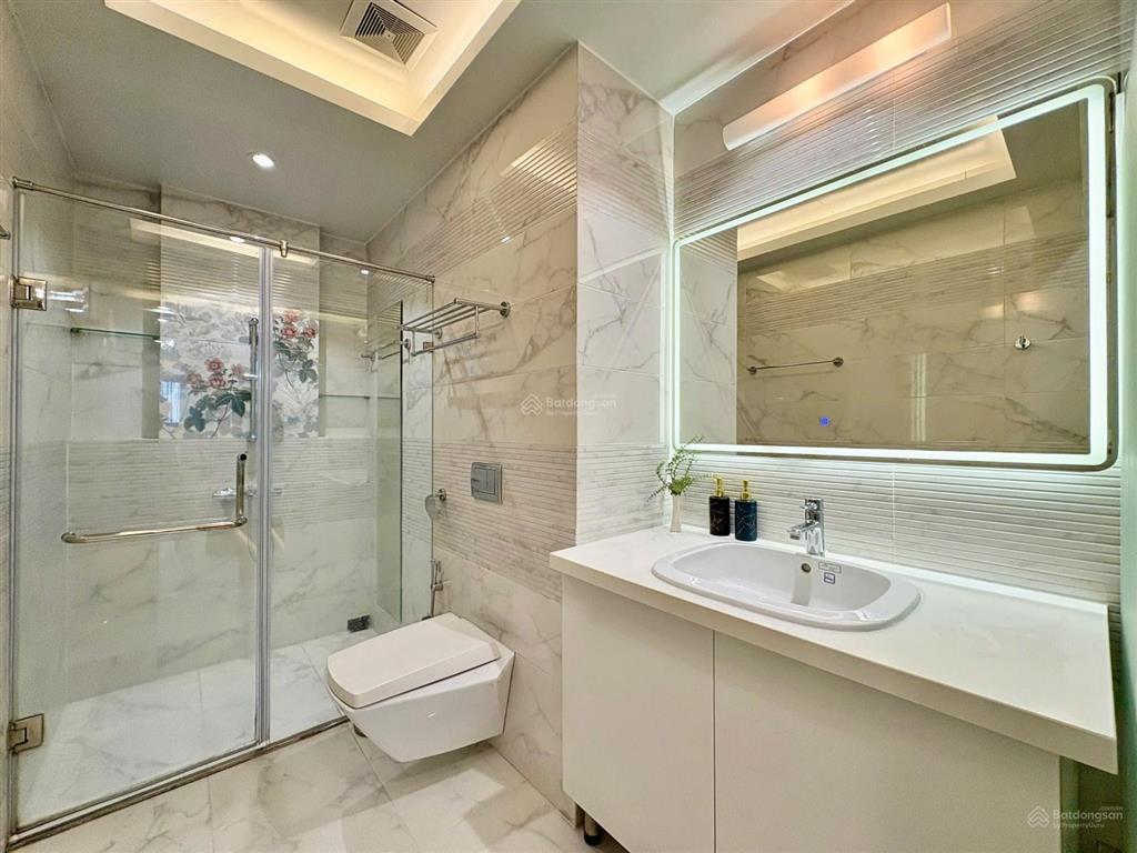 Chính chủ bán căn 3 ngủ 107m2 tại the diamond residence brg 25 lê văn lương, full đồ, giá 13 tỷ