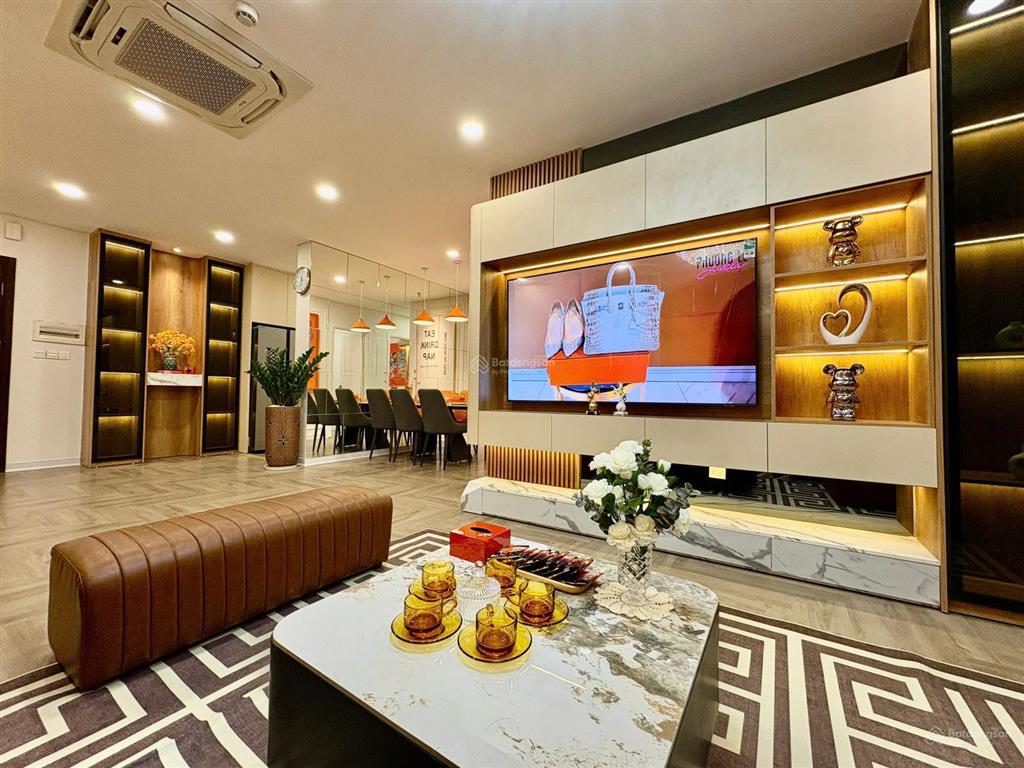 Chính chủ cần bán gấp căn góc 80m2, 3 ngủ imperia garden, tầng trung, full nội thất.giá 10 tỷ có tl
