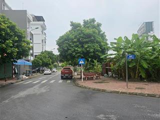 Chính chủ bán lô đất đẹp tại khu đô thị phía Tây cầu Phú Lương