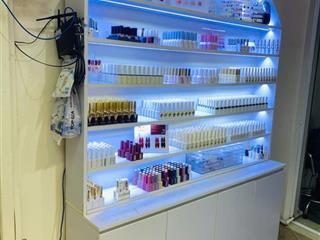 SANG NHƯỢNG TIỆM NAIL – MI – GỘI ĐẦU ĐẦY ĐỦ NỘI THẤT, VÀO KINH DOANH NGAY