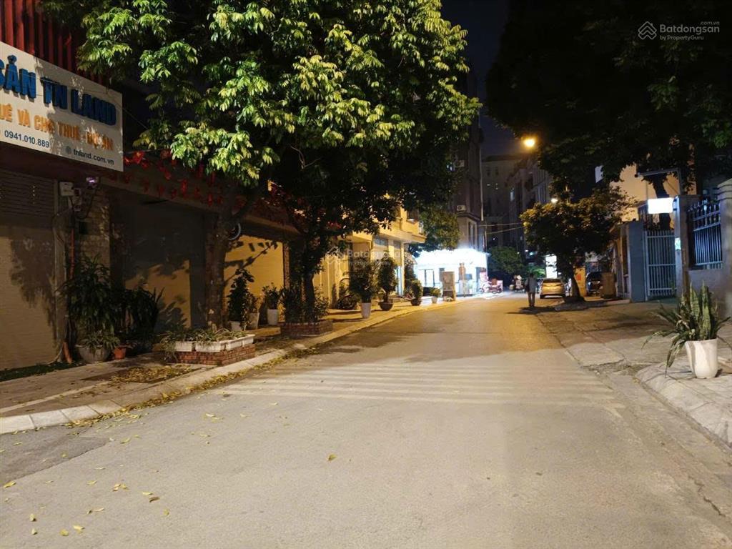 Bán đất tại lạc long quân, xuân la, tây hồ, hà nội, giá cực chất 45,8 tỷ, 115m2, 2 ô tô tránh