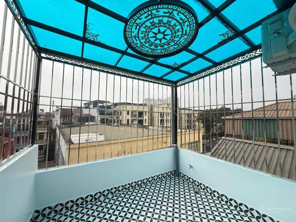 Nhà phố hoàng văn thái 36mx 5 tầg, mt 3.4m, giá 10.9 tỷ