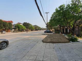 Bán nhà phố 2 mặt tiền 10m trục đường nguyễn ái quốc  tx hồng lĩnh  hà tĩnh, dt 223m2, sổ hồng