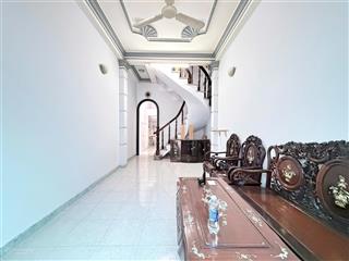 Chính chủ cần cho thuê nhà 3 tầng  45m2  3pn  hẻm ba gác  gần bệnh viện ung bướu