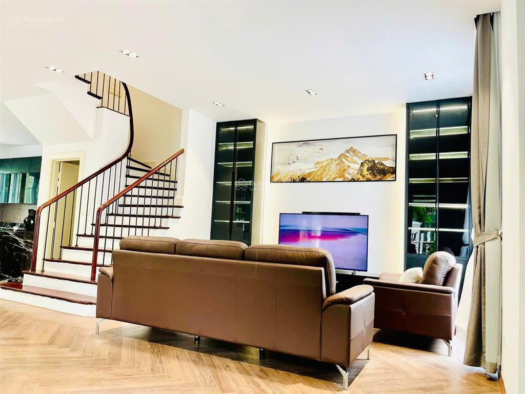 Cho thuê biệt thự đơn lập góc view sông full đồ không gian sống đẳng cấp tại vinhomes riverside