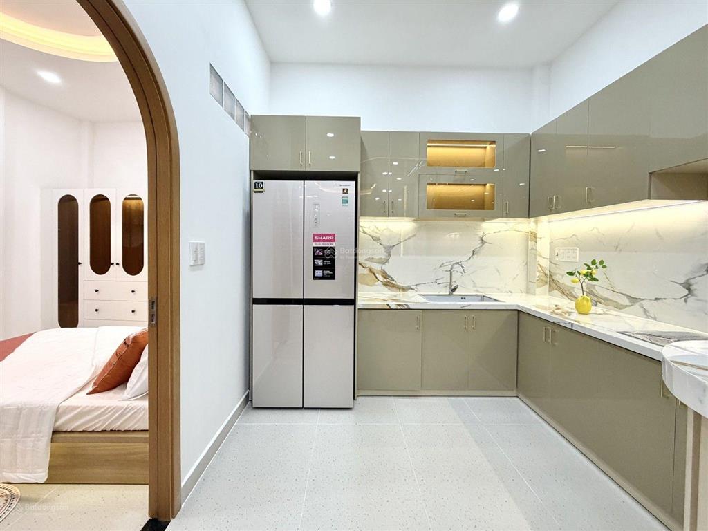 Nhà đẹp nội thất cao cấp, 64m2, (ngang 5.3m), 3 tầng, 3pn. giá nhỉnh 7 đồng