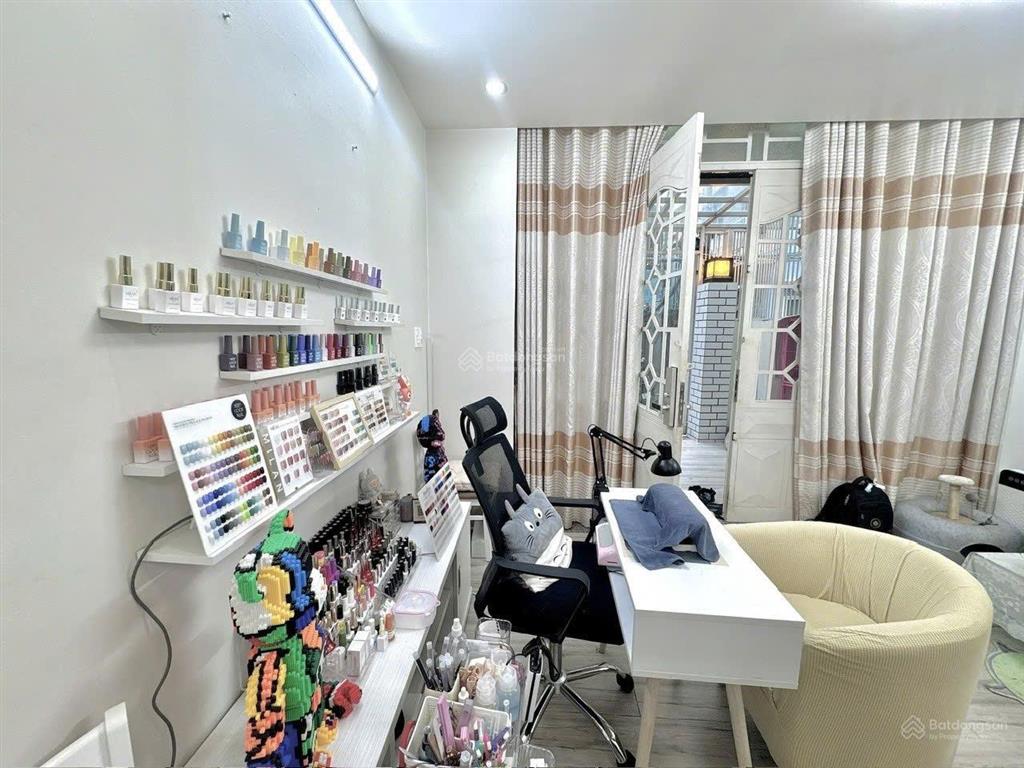 Phú nhuận huỳnh văn bánh  43m², 5 tầng, 3pn, 4wc, hẻm 3 gác thông