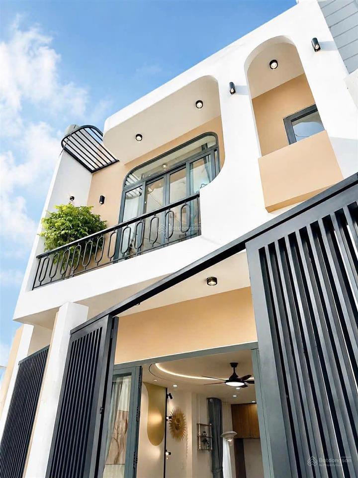 Siêu phẩm ngang 5m  2 tầng  42,2m2  3pn  3wc  nguyễn văn đậu, p11 bình thạnh