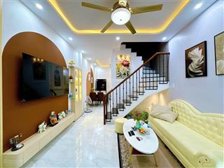 Ngay nguyễn văn đậu thông, nhà mới full nội thất, 31m2, 3 tầng, 3pn, 3wc