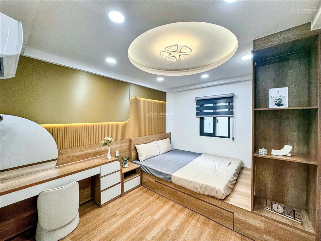 Giảm gấp 300tr  giá mới 8.97 tỷ. nhà đẹp 4 tầng. 6pn. 6wc. gần 40m2. phan tây hồ. phú nhuận