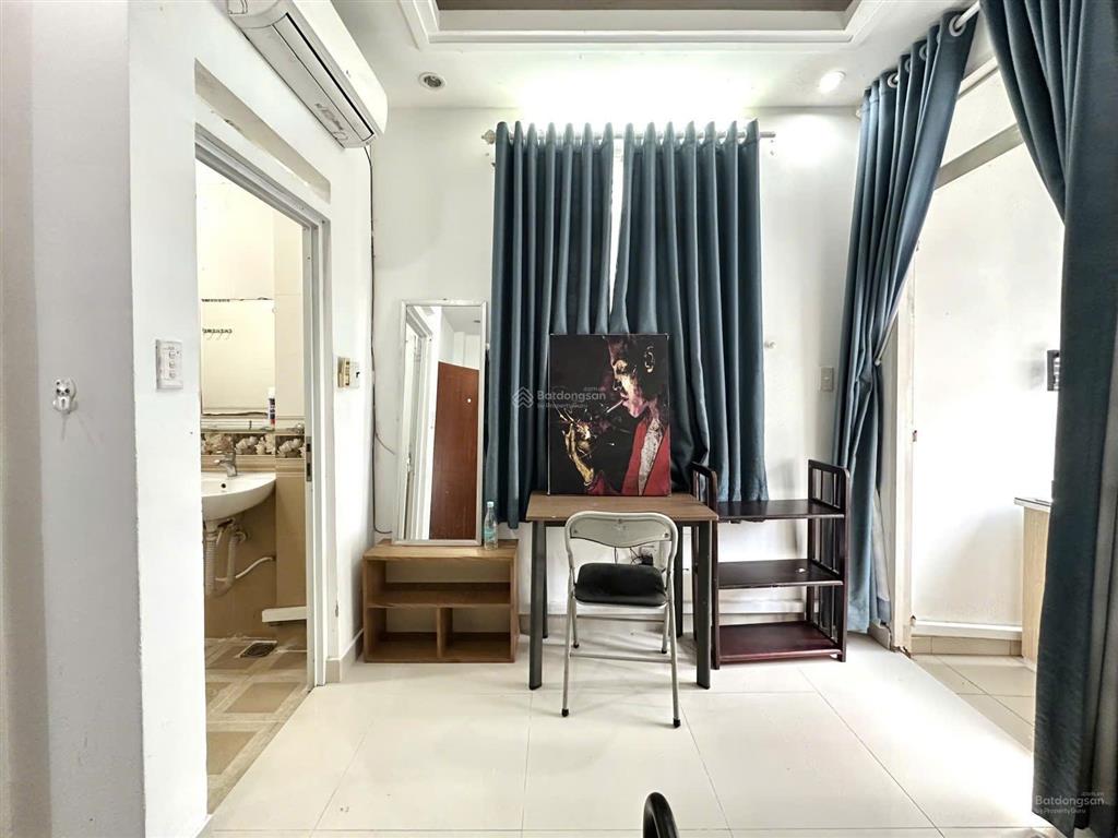 Nhà 4 tầng đẹp, hẻm nhựa xe tải thông sân đậu ô tô ngày đêm, hoàng hoa thám, p5, phú nhuận