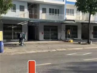 Bán dãy trọ bàu bàng, có nguồn thu ổn định bao gồm tất cả và không phát sinh chi phí