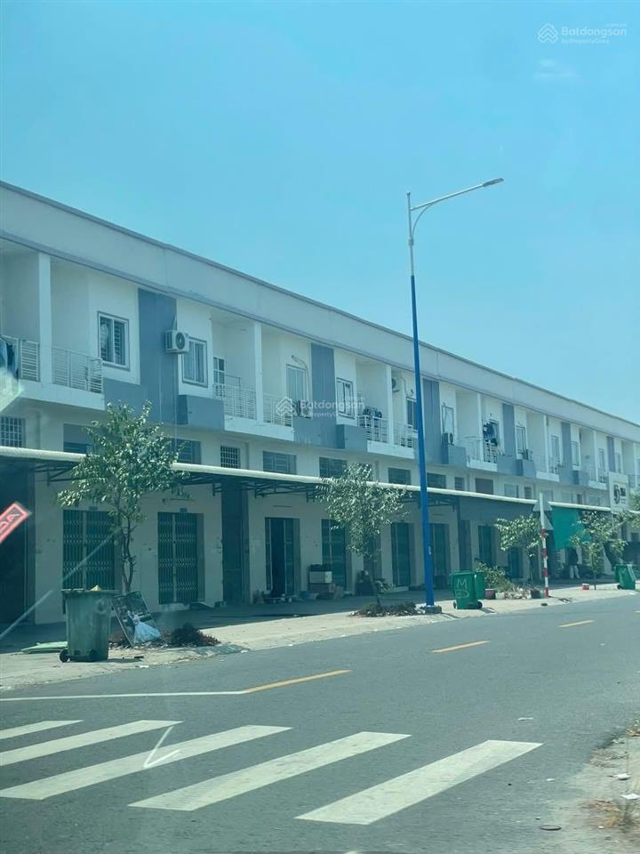 Bán dãy trọ chơn thành full phòng, dòng tiền ổn định, giá chỉ 790 triệu diện tích 150m2, sổ riêng