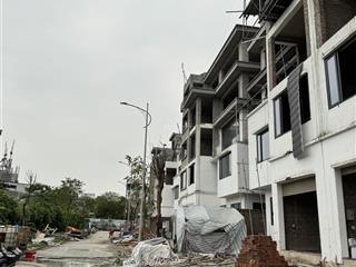 Bán nhanh biệt thự vạn xuân(bca), 180m2x tầng, giá 47 tỷ.  0982 105 ***