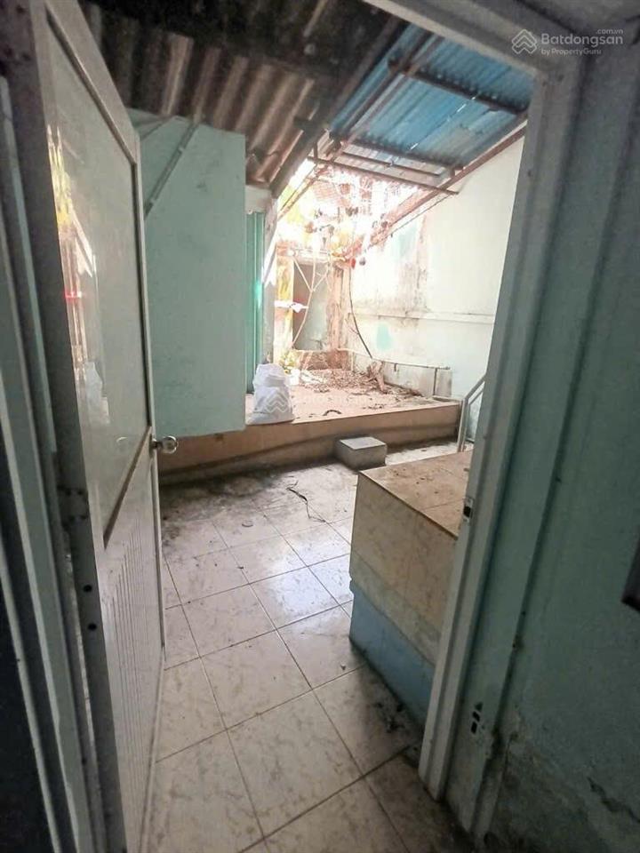 13.xtỷ  xvnt  khu phân lô  hẻm 6m thẳng trục  100m2 (4x25) vuông a4  nhà cũ tiện xây mới