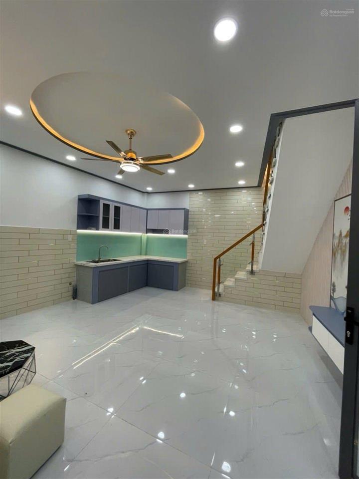 Bán nhà quận 6, 2 tầng, đường hậu giang, 39m2, hxh 6m, 3.3 tỷ