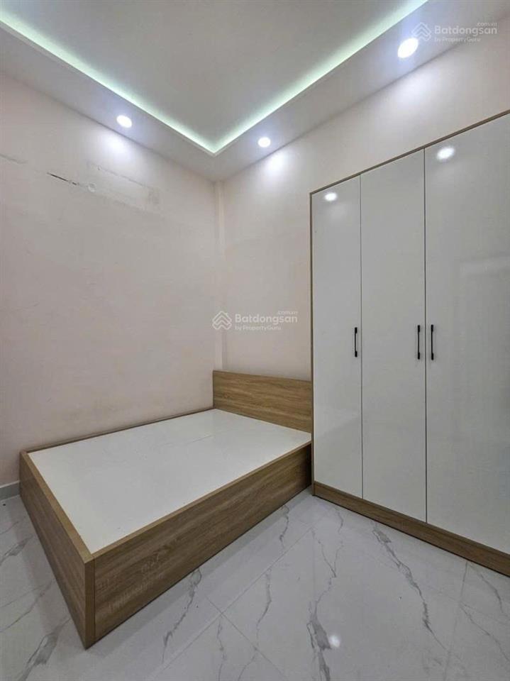Nhà shr ngang 6m, hẻm xe tải giá nhỉnh 4.x t cực hiếm  sát công viên phần mềm quang trung