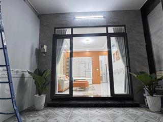 Nhà full nội thất shr  99% đất ở tại tân thới hiệp q. 12  giá 4,495 tỷ bớt lộc